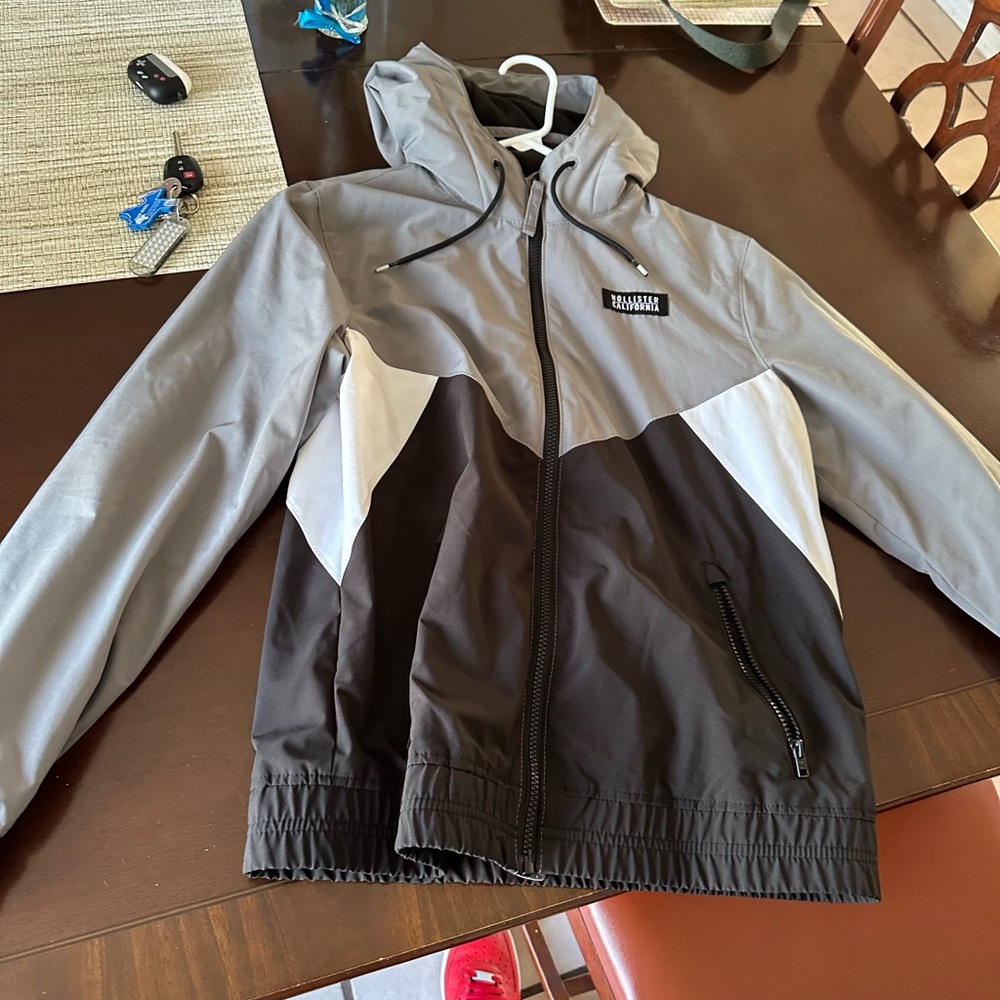 Hollister windbreaker jacket
